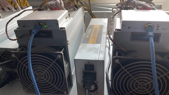 Penambang Koin Lite Bekas 942W Bitmain Antminer L3++ 550M 6,5Kg